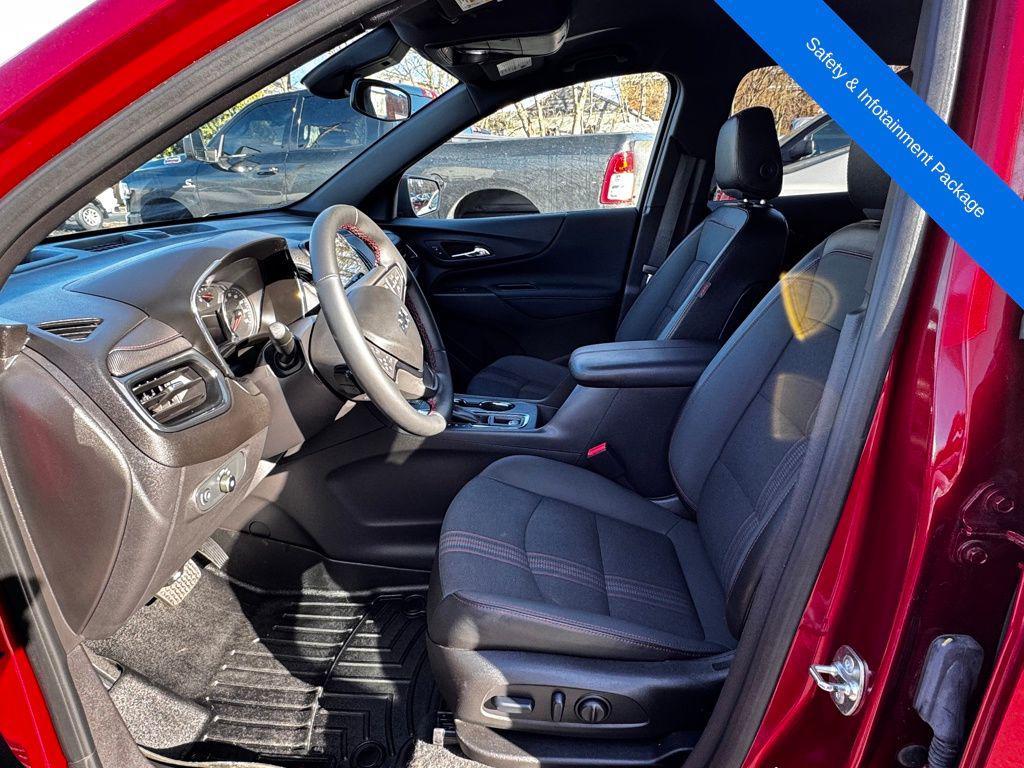 used 2024 Chevrolet Equinox car, priced at $27,989