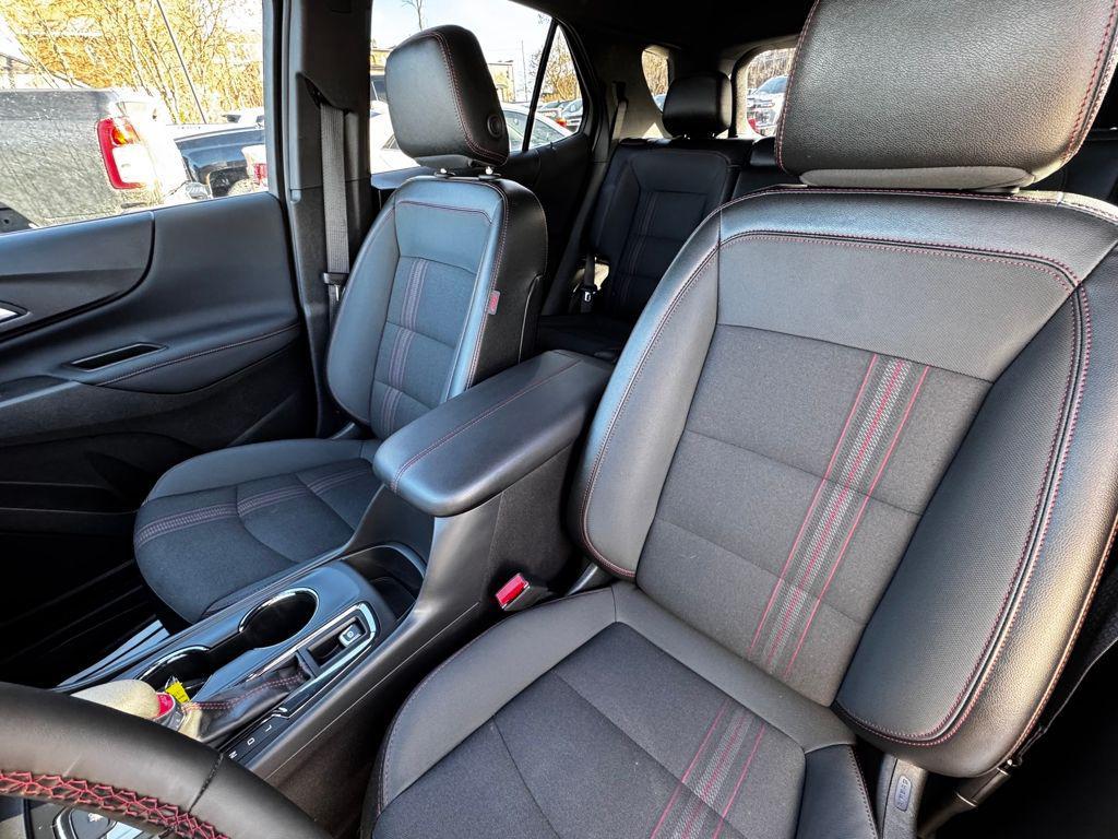 used 2024 Chevrolet Equinox car, priced at $27,989