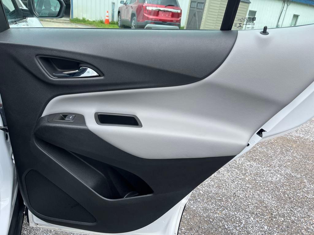 used 2021 Chevrolet Equinox car, priced at $15,631