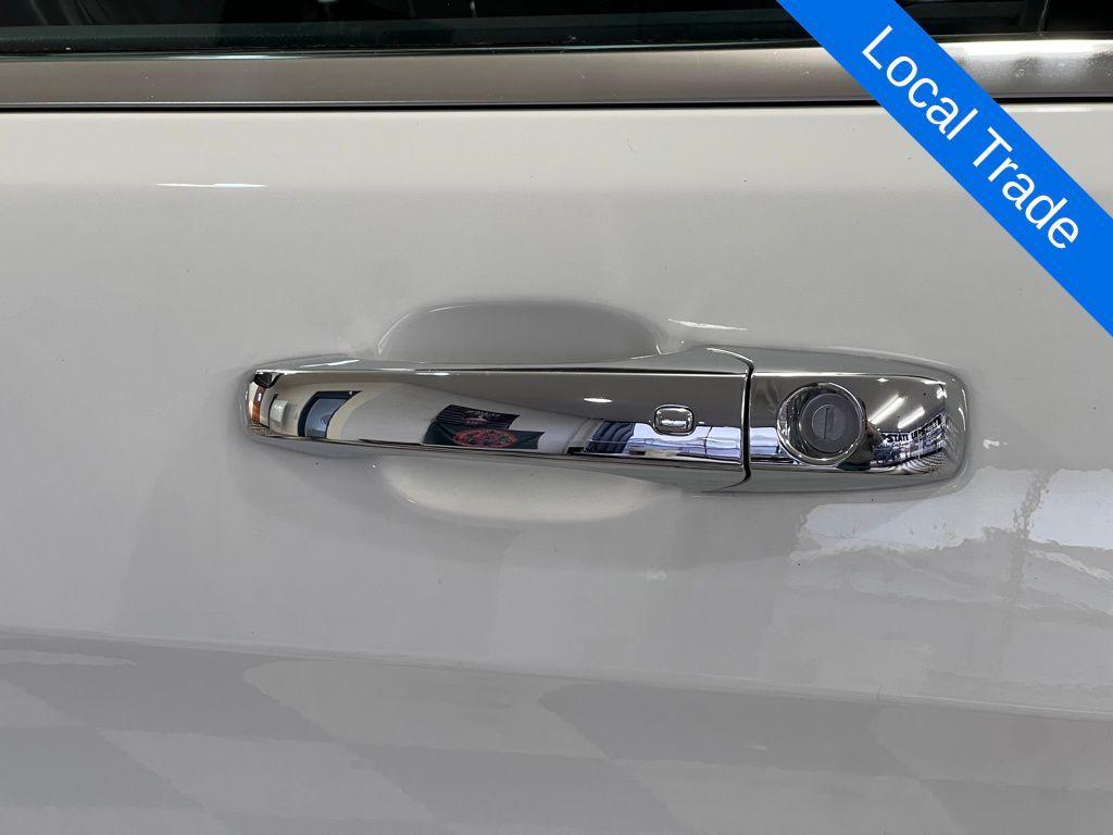 used 2020 Jeep Grand Cherokee car, priced at $24,989