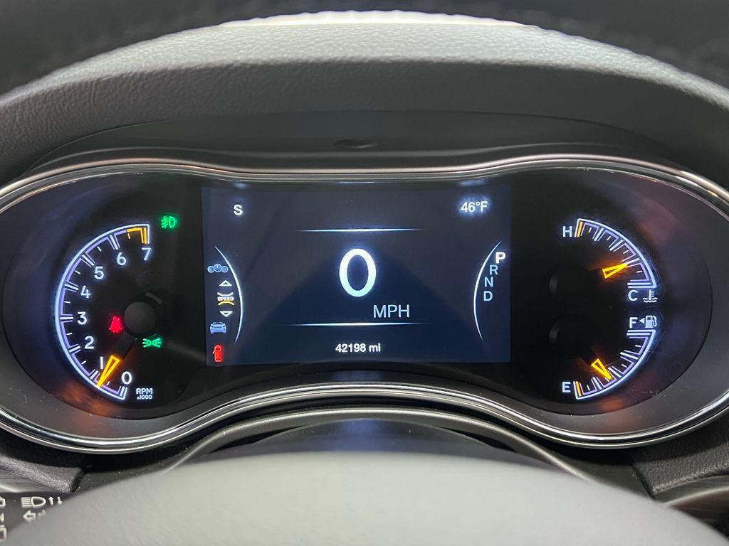 used 2020 Jeep Grand Cherokee car, priced at $24,989