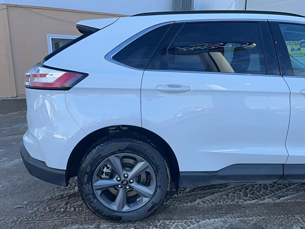 used 2022 Ford Edge car, priced at $23,900