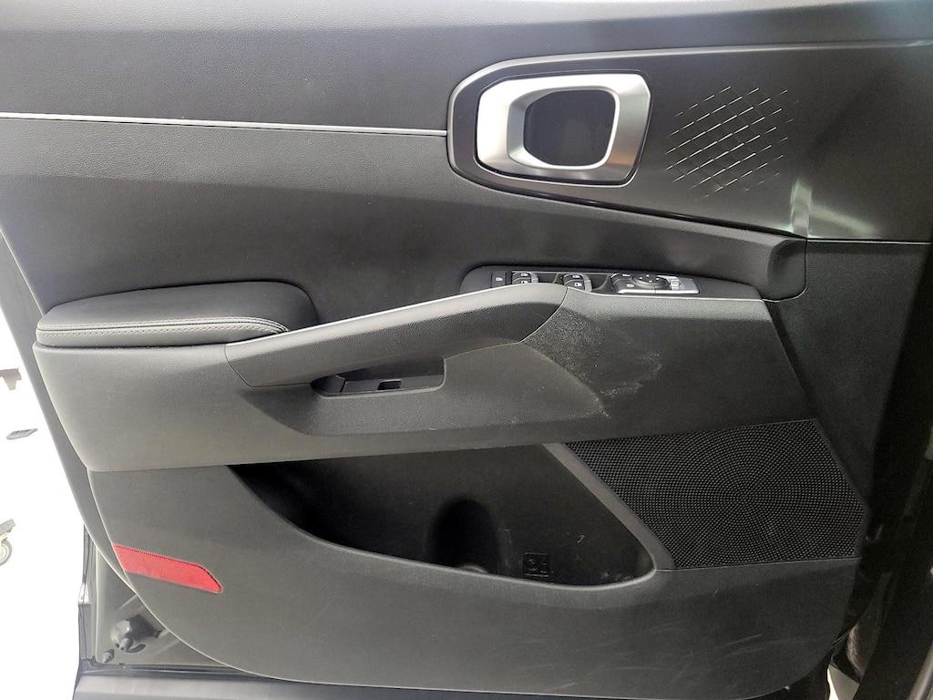 used 2022 Kia Sorento car, priced at $22,998