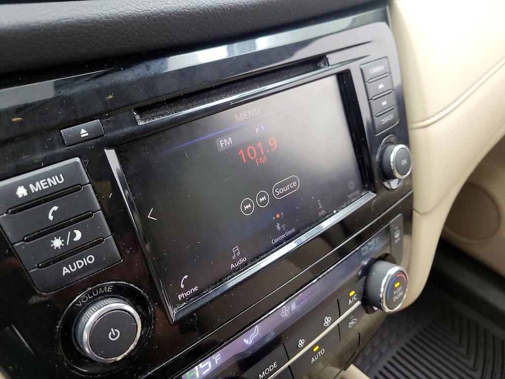 used 2020 Nissan Rogue car, priced at $15,998