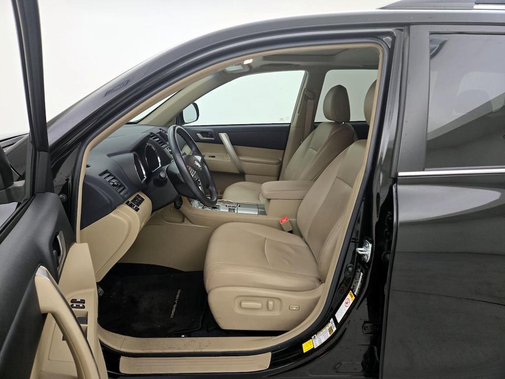 used 2013 Toyota Highlander car, priced at $17,998