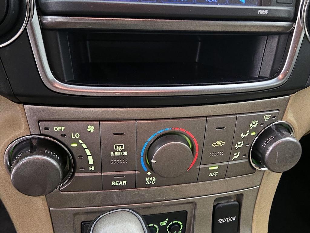 used 2013 Toyota Highlander car, priced at $17,998