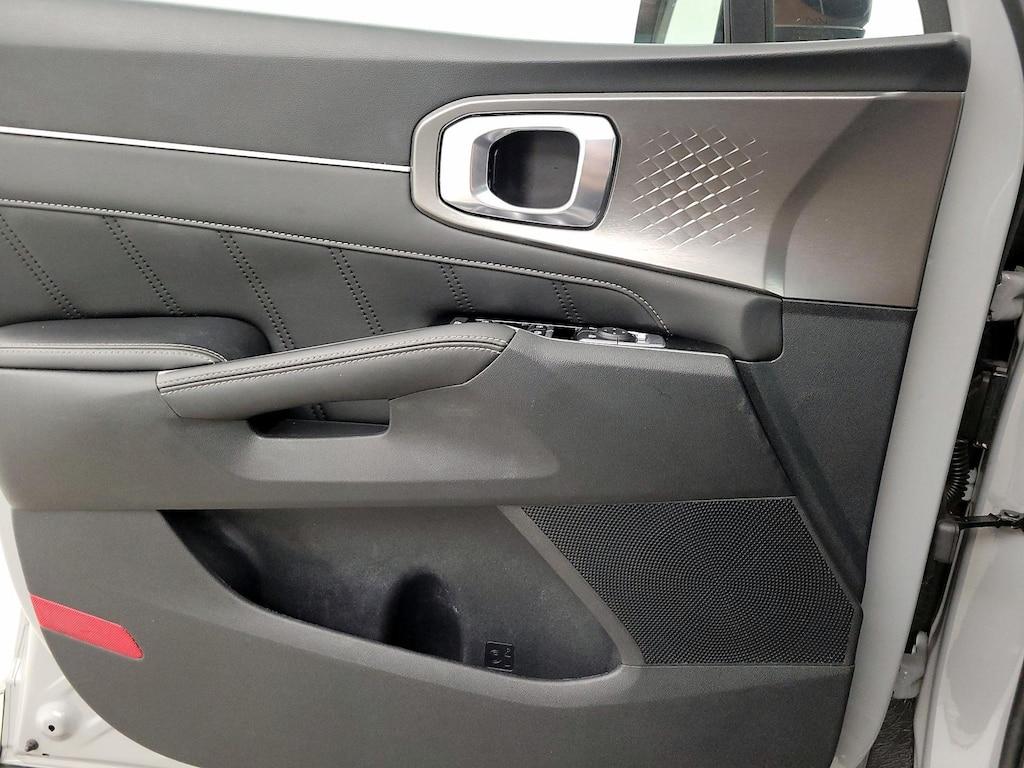 used 2022 Kia Sorento car, priced at $28,998