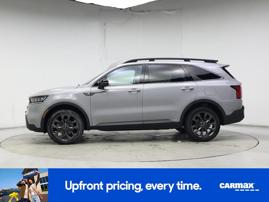 used 2022 Kia Sorento car, priced at $34,998