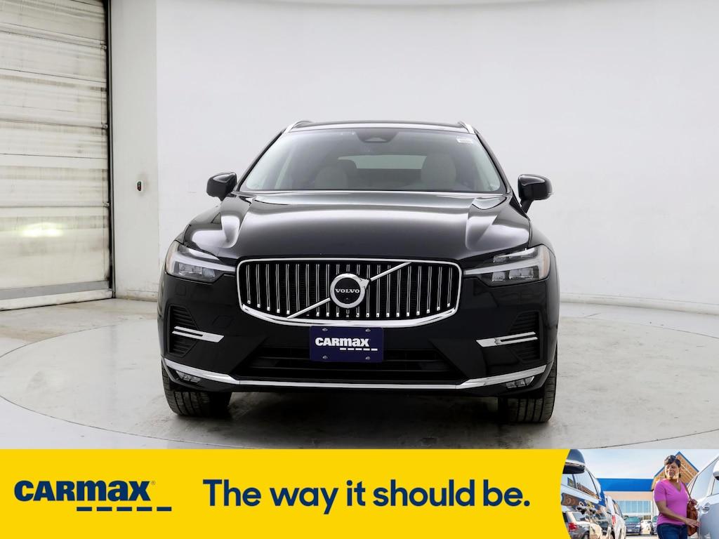 used 2022 Volvo XC60 car, priced at $34,998