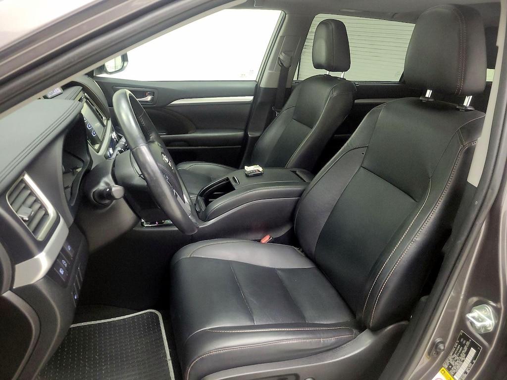 used 2019 Toyota Highlander car, priced at $31,998