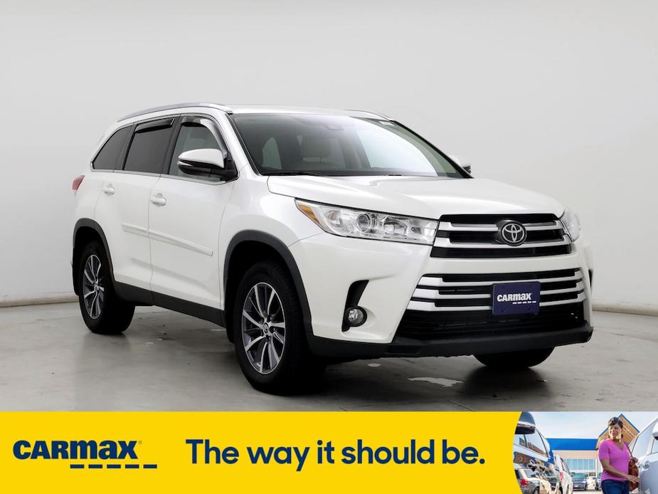 used 2019 Toyota Highlander car, priced at $34,998