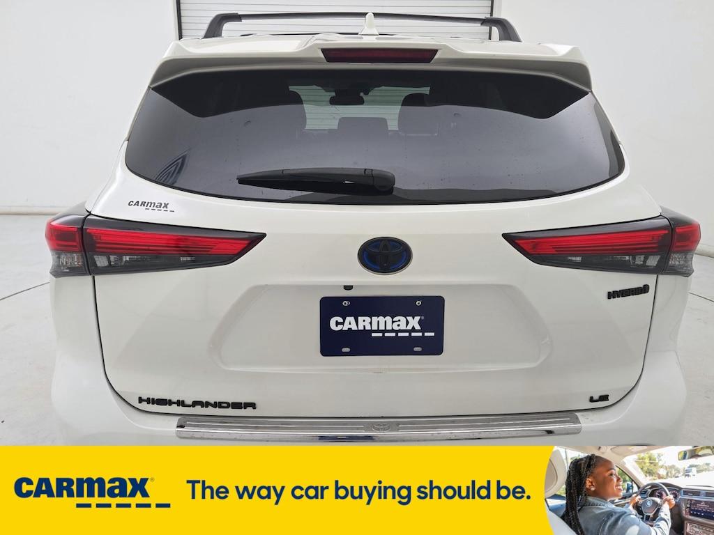used 2021 Toyota Highlander Hybrid car, priced at $35,998