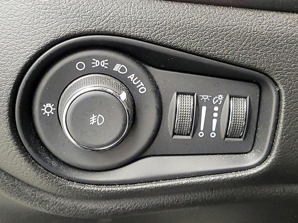 used 2022 Jeep Renegade car, priced at $24,899