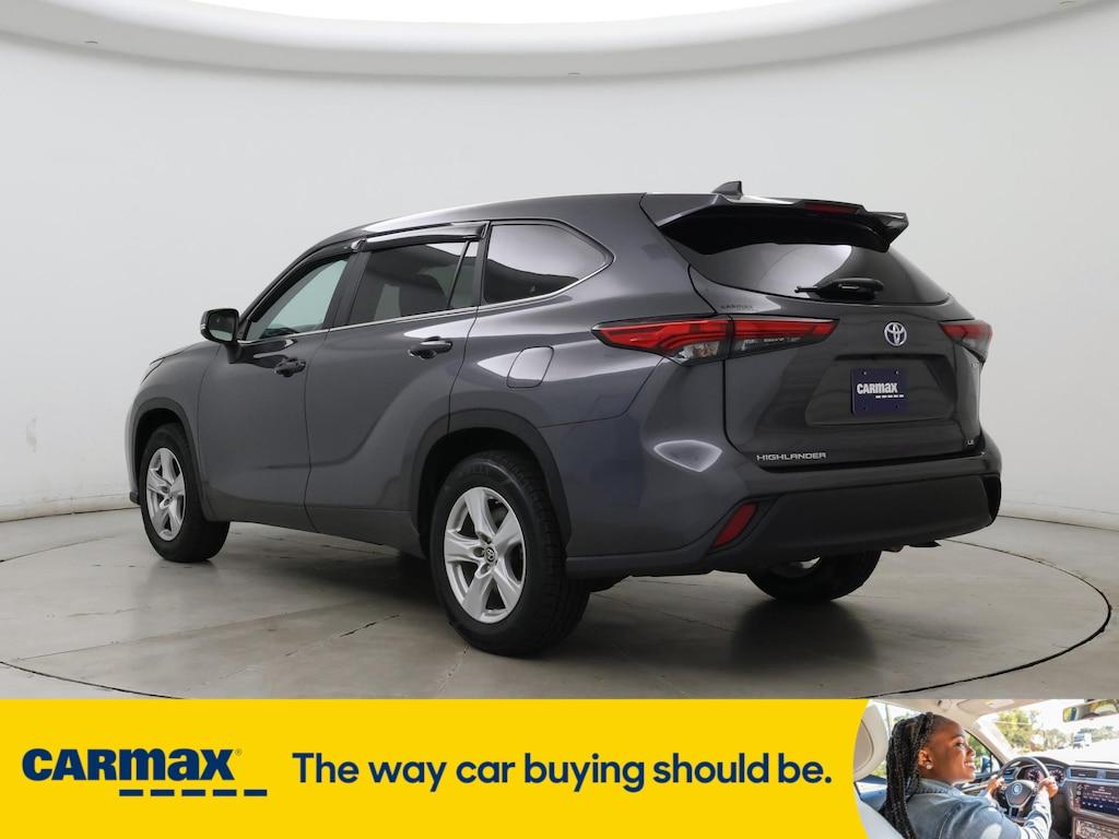used 2023 Toyota Highlander Hybrid car, priced at $37,998