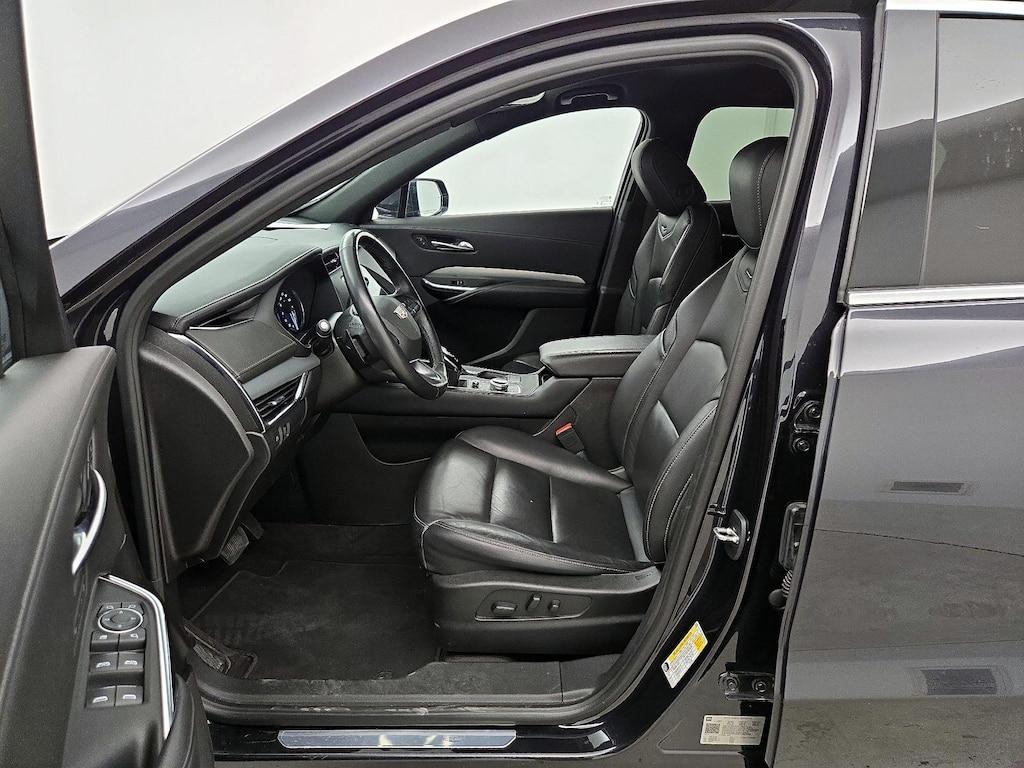 used 2023 Cadillac XT4 car, priced at $28,998