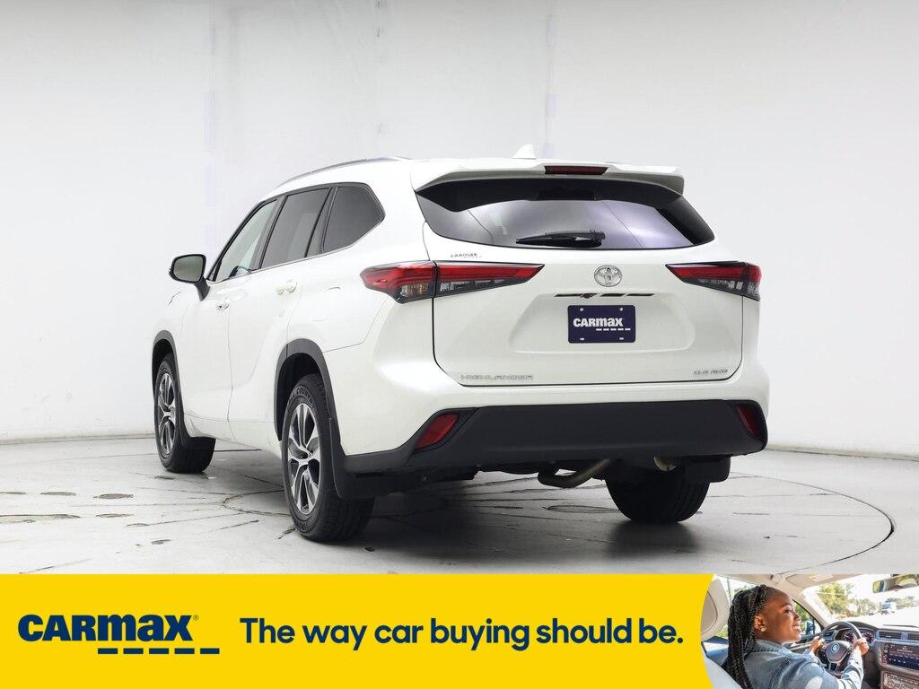 used 2021 Toyota Highlander car, priced at $37,998