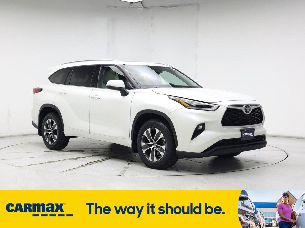 used 2021 Toyota Highlander car, priced at $37,998