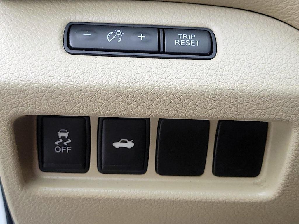 used 2015 Nissan Altima car, priced at $13,998