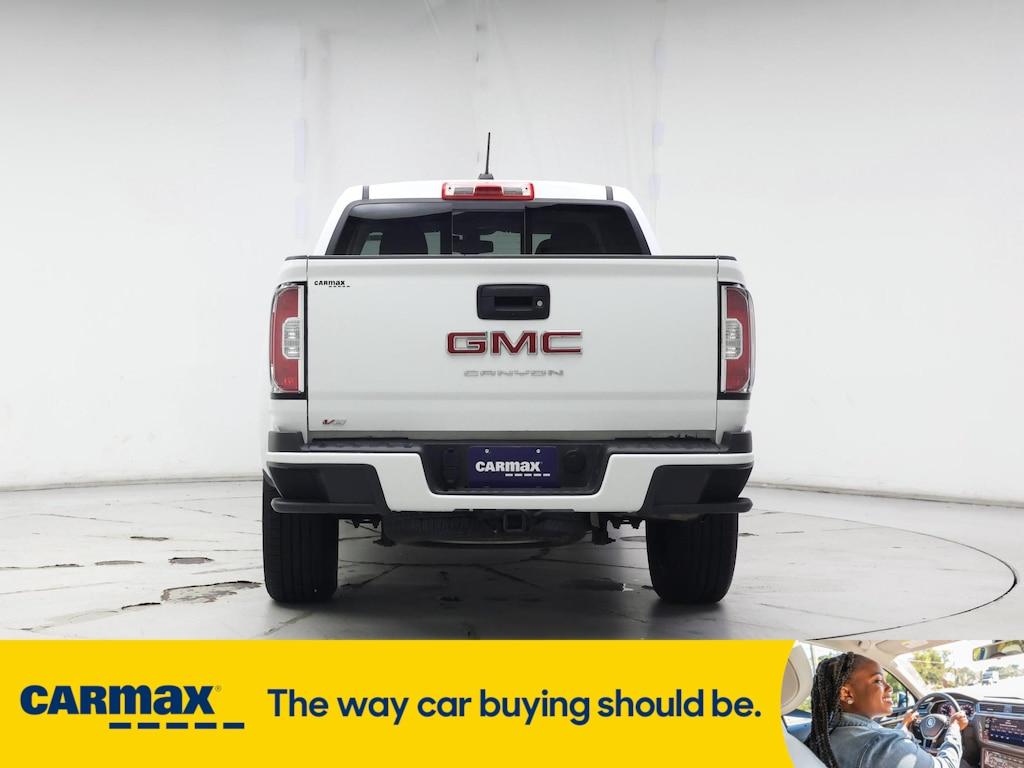used 2022 GMC Canyon car, priced at $29,998