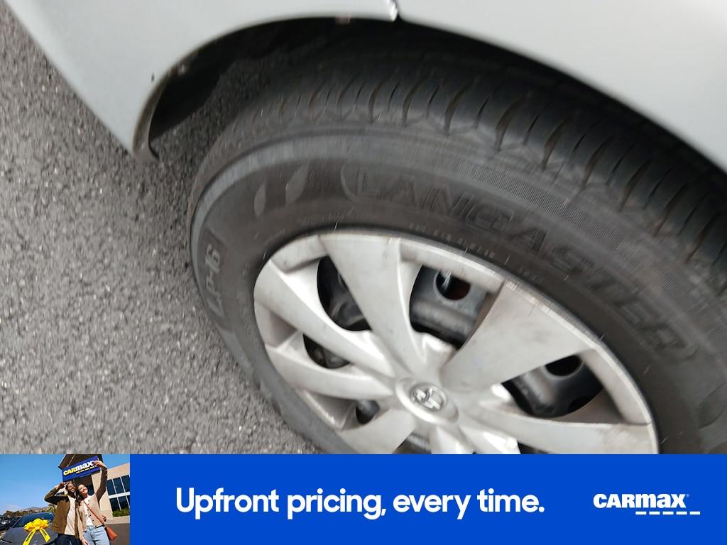 used 2015 Jeep Cherokee car, priced at $12,998