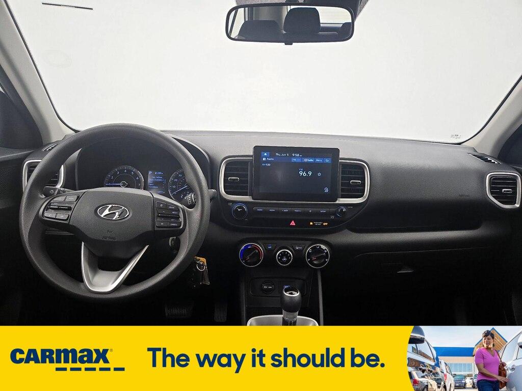 used 2021 Hyundai Venue car, priced at $19,998