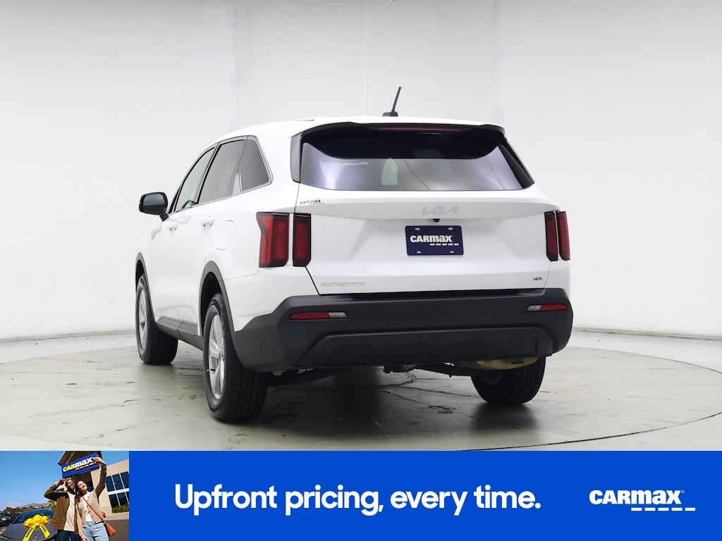 used 2023 Kia Sorento car, priced at $23,998