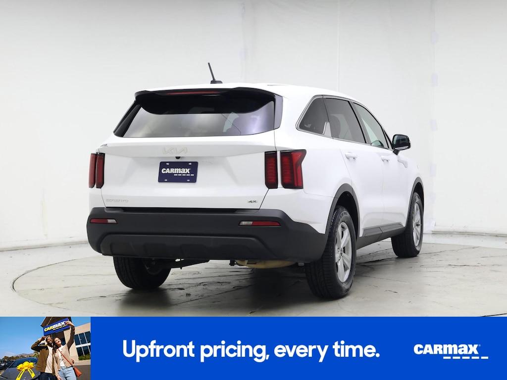 used 2023 Kia Sorento car, priced at $23,998