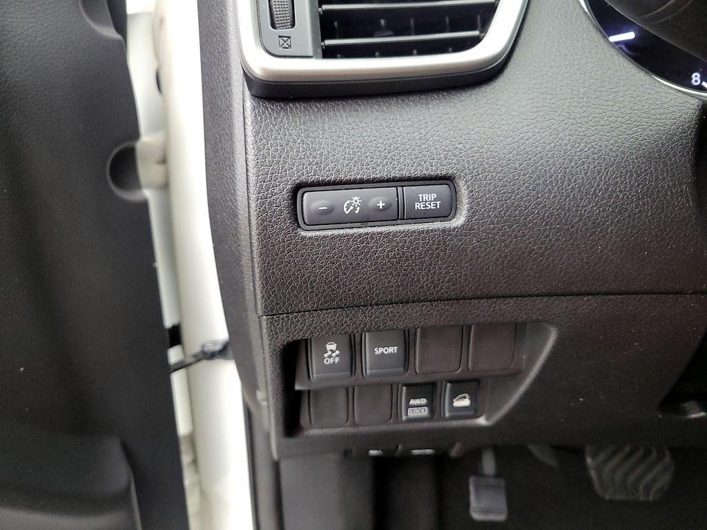 used 2014 Nissan Rogue car, priced at $14,998