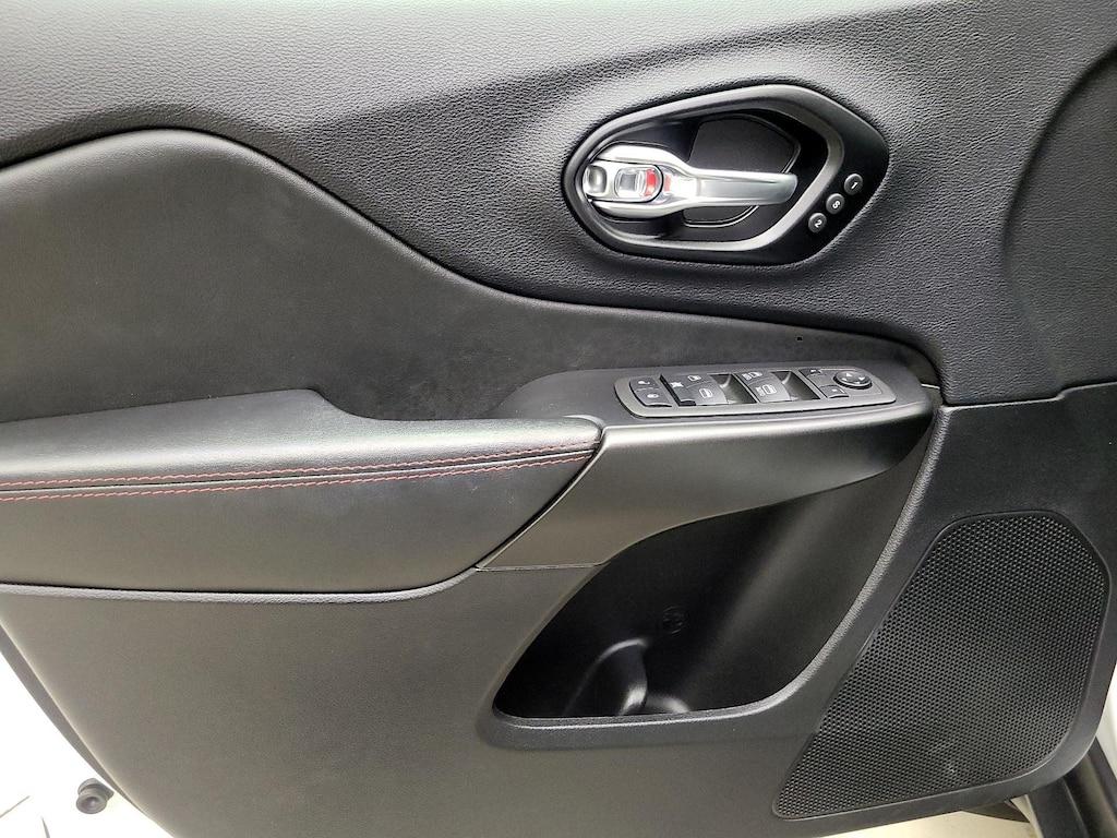 used 2022 Jeep Cherokee car, priced at $30,998