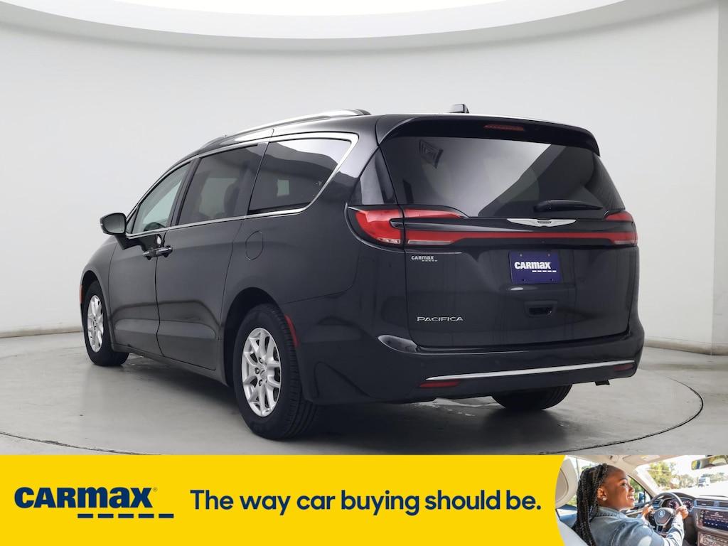 used 2021 Chrysler Pacifica car, priced at $32,998