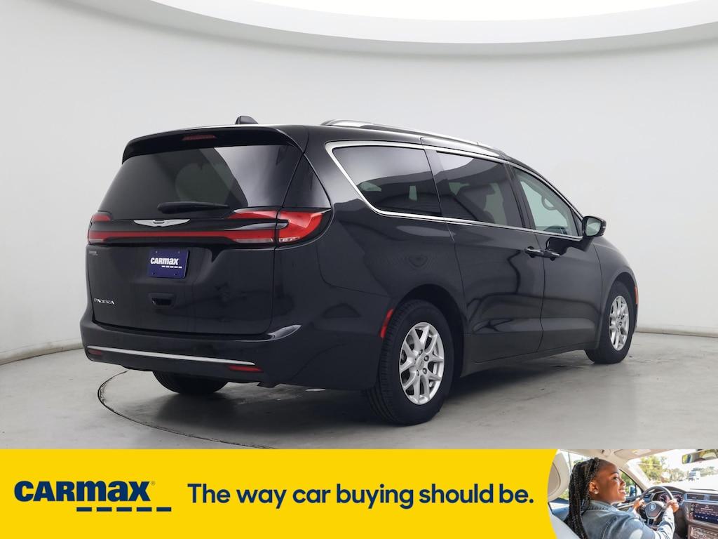 used 2021 Chrysler Pacifica car, priced at $32,998