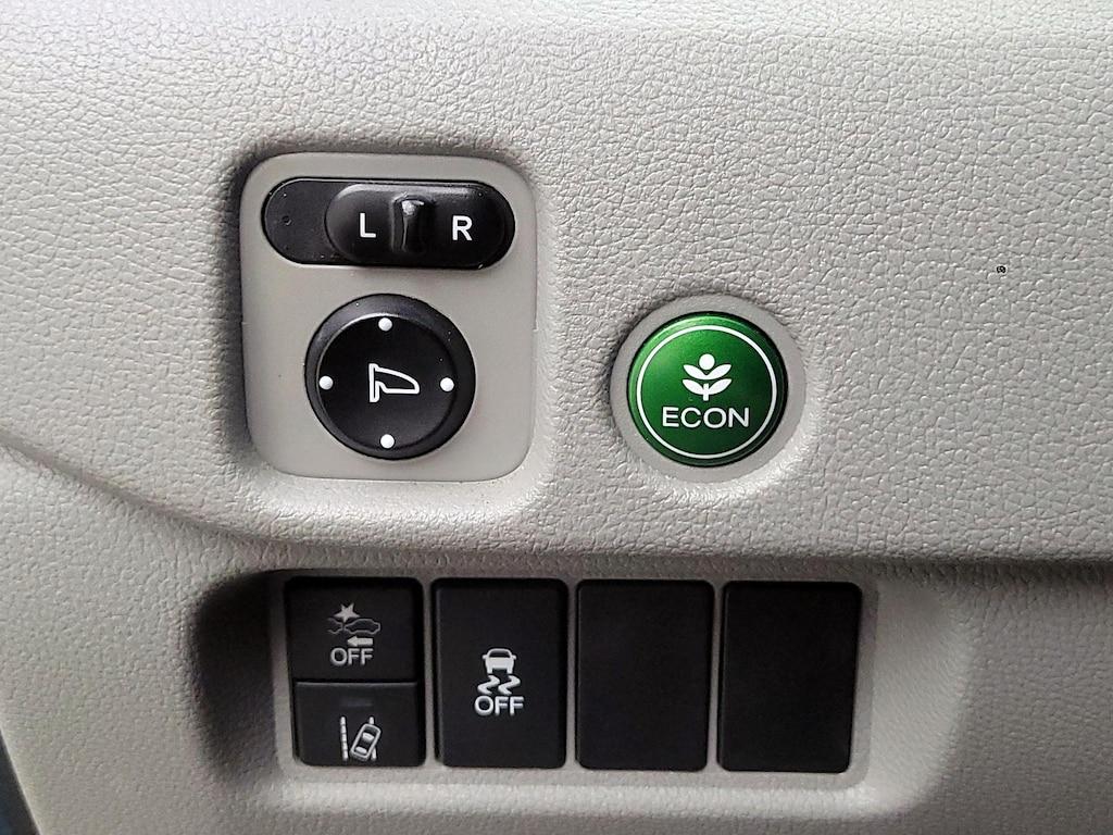 used 2021 Honda Pilot car, priced at $25,998