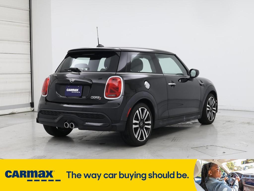 used 2022 MINI Hardtop car, priced at $24,998