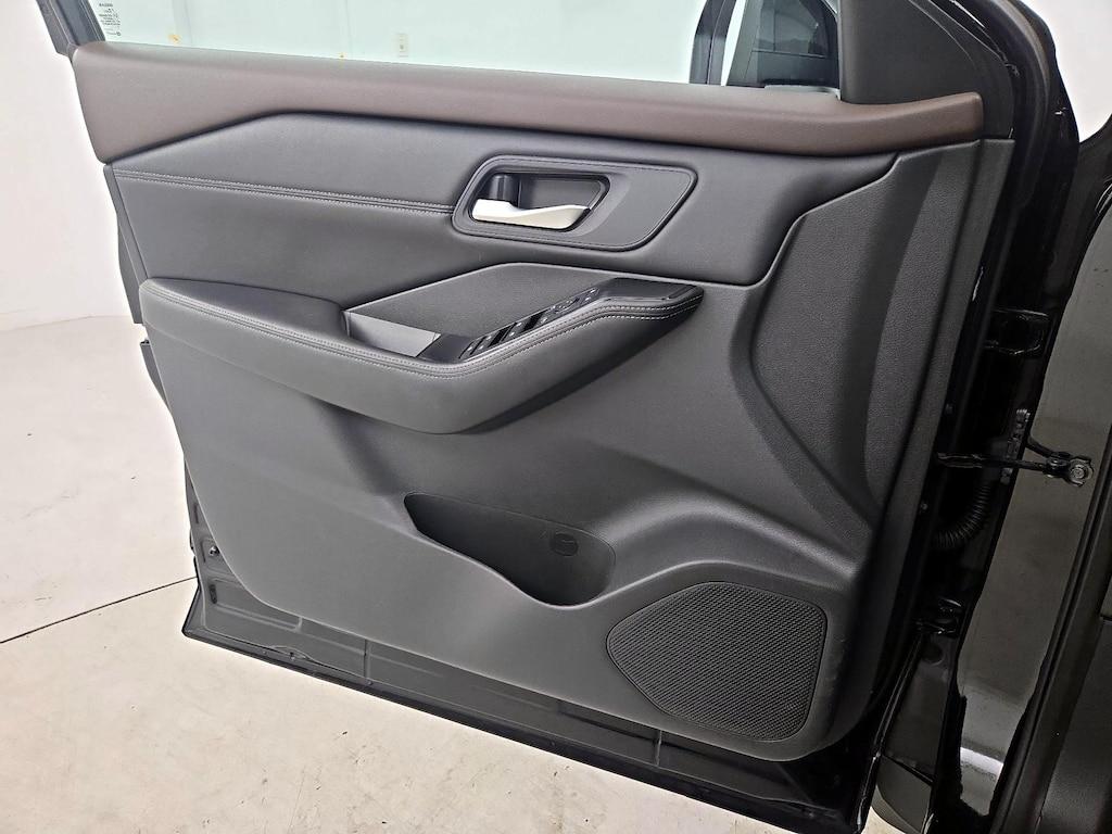used 2023 Nissan Rogue car, priced at $25,998