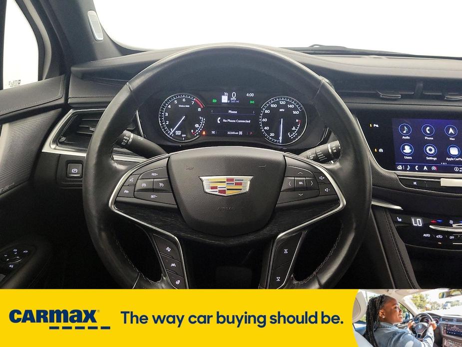 used 2023 Cadillac XT5 car, priced at $34,998