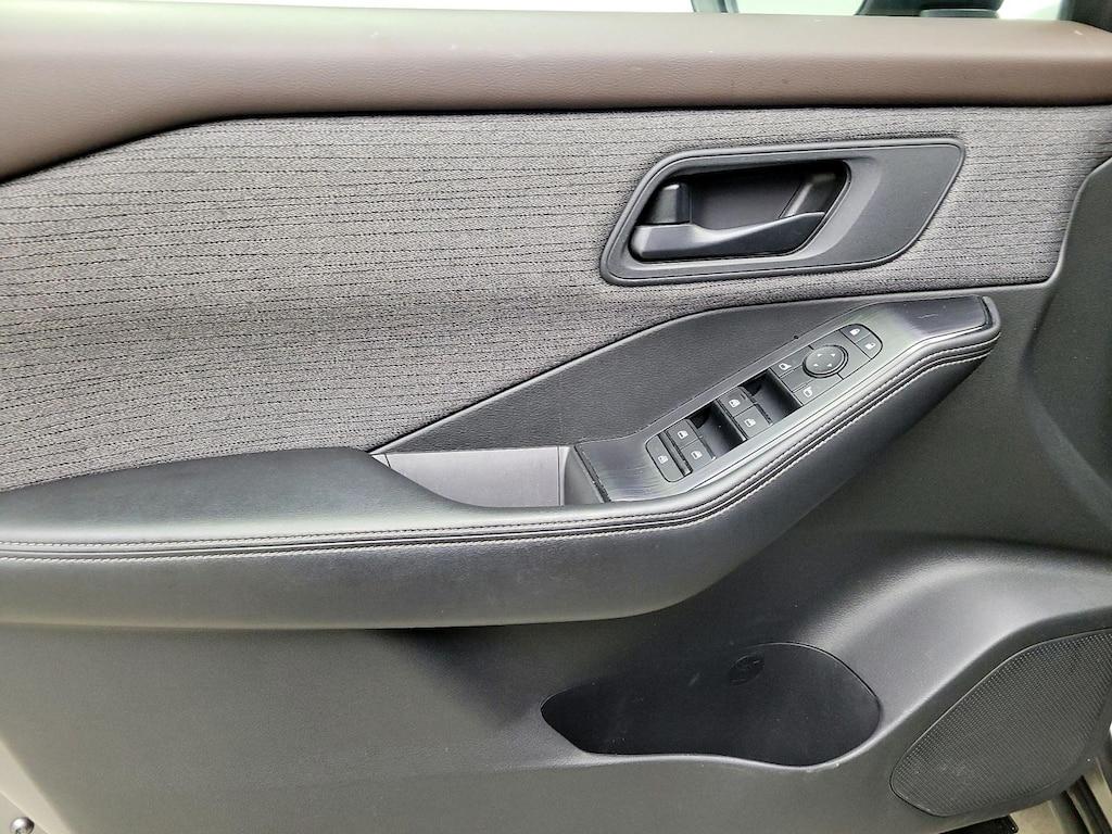 used 2021 Nissan Rogue car, priced at $21,998