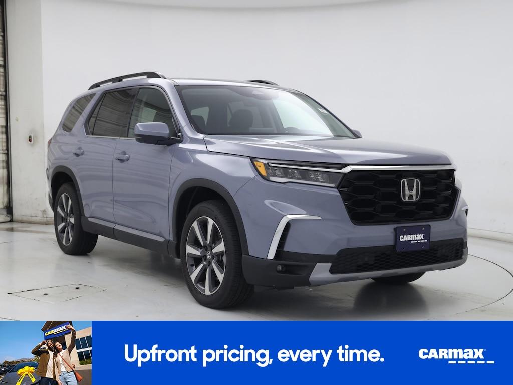 used 2025 Honda Pilot car, priced at $48,998