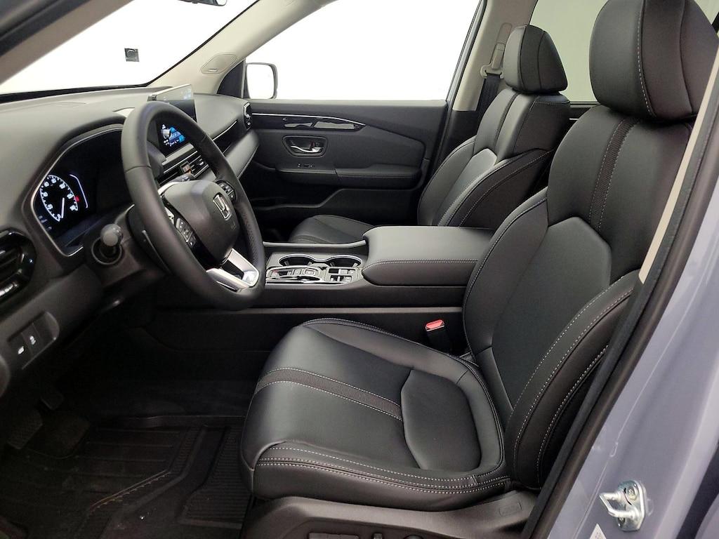 used 2025 Honda Pilot car, priced at $48,998