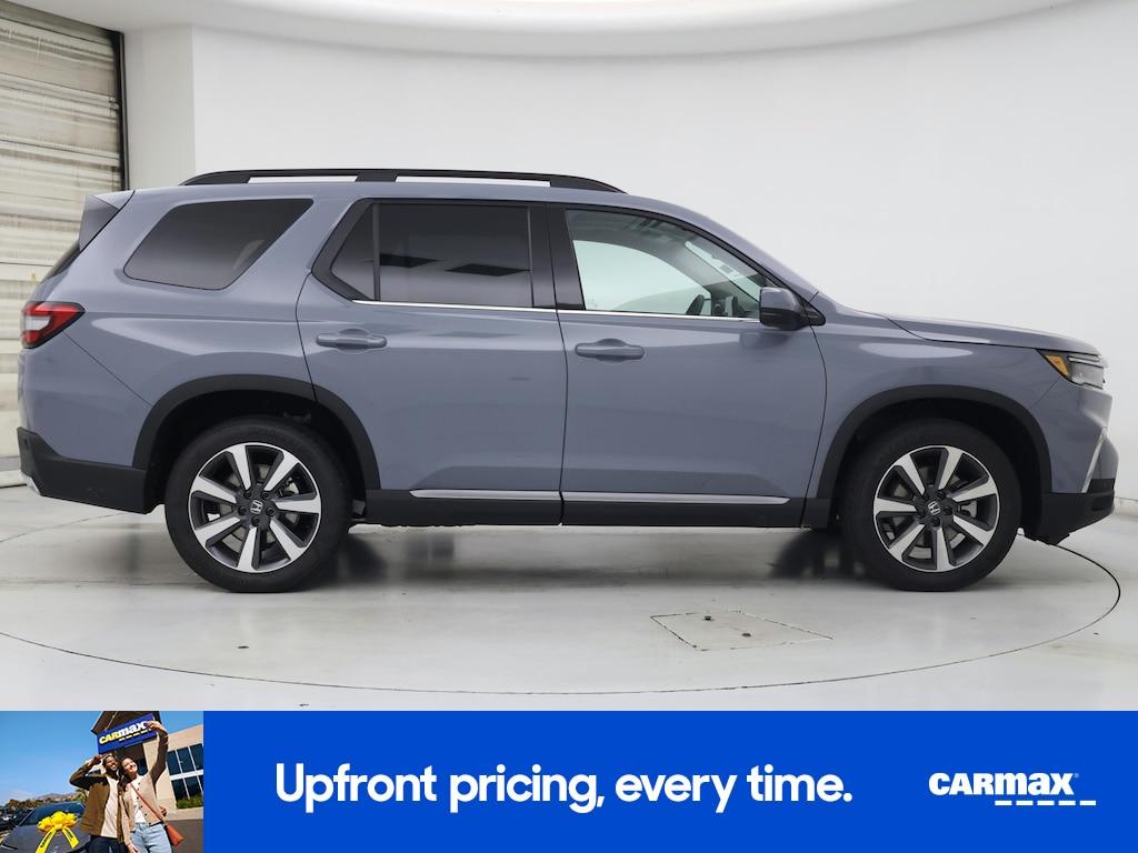 used 2025 Honda Pilot car, priced at $48,998