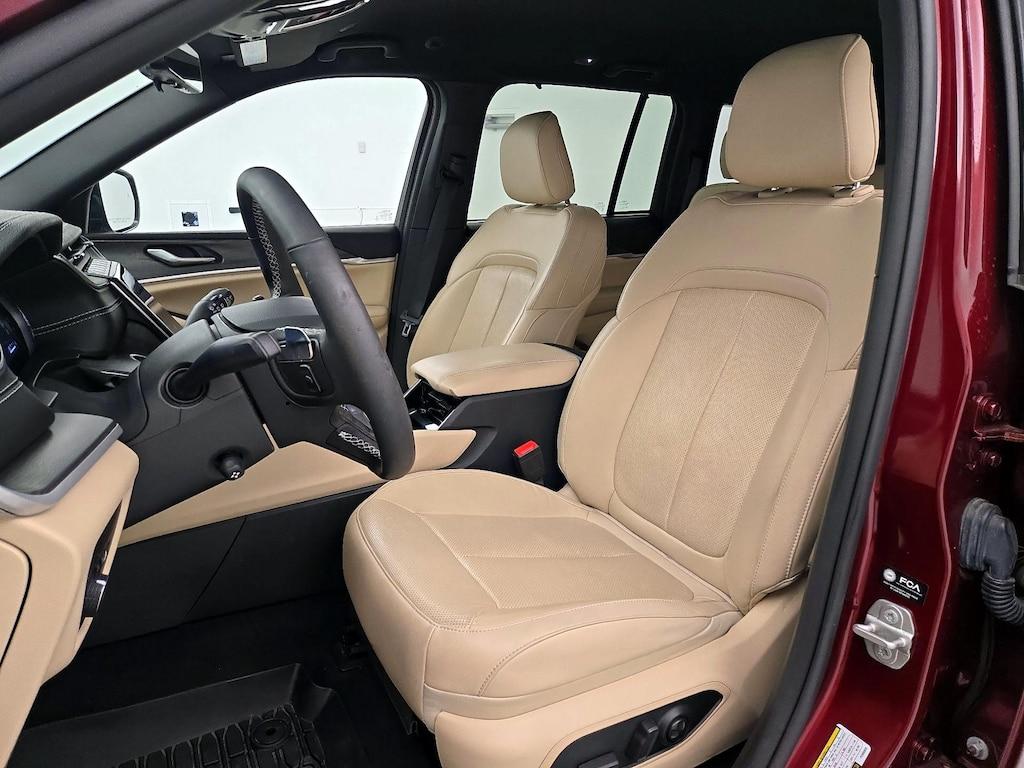 used 2023 Jeep Grand Cherokee car, priced at $34,998