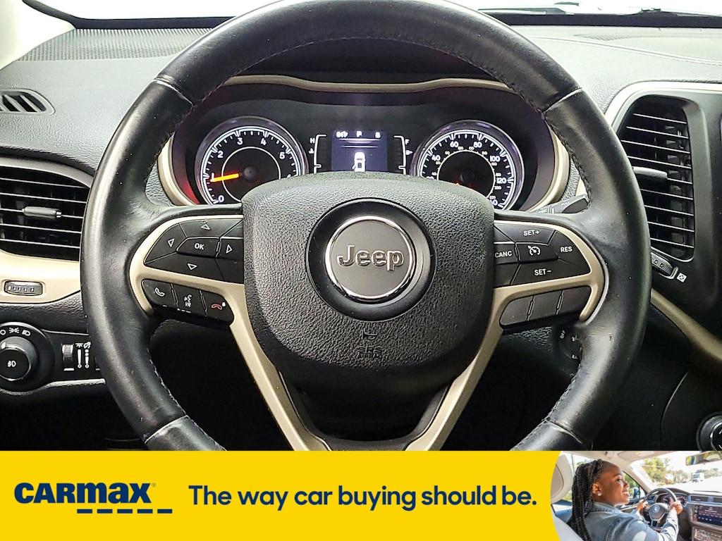 used 2014 Jeep Cherokee car, priced at $13,998