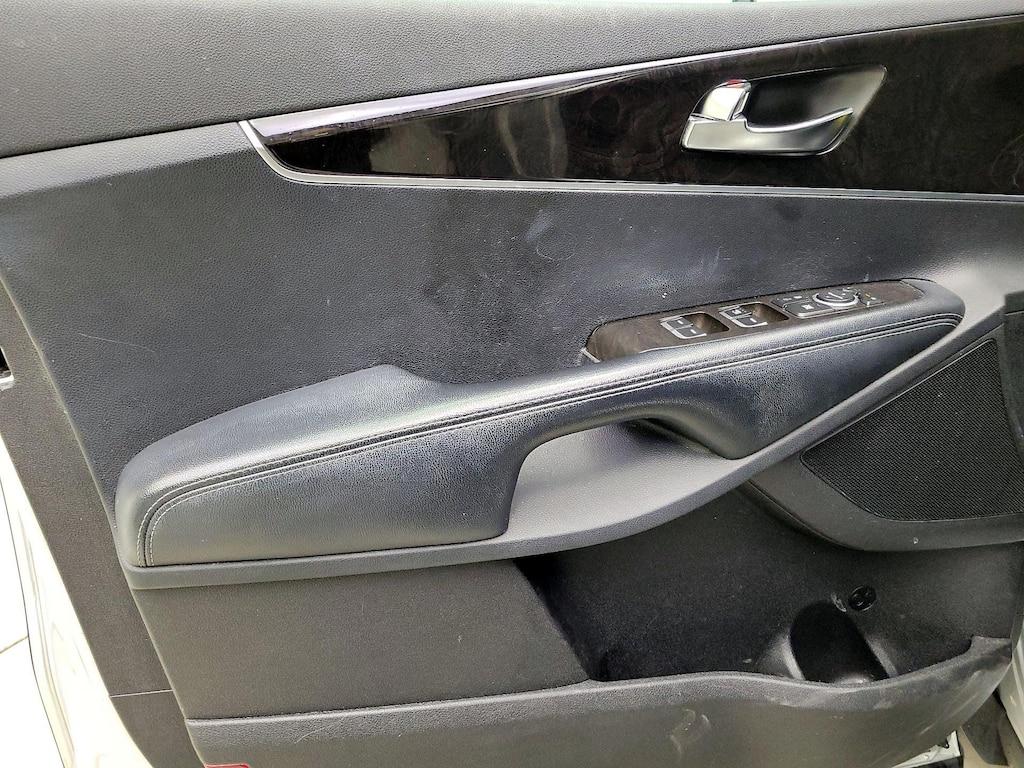 used 2017 Kia Sorento car, priced at $13,998
