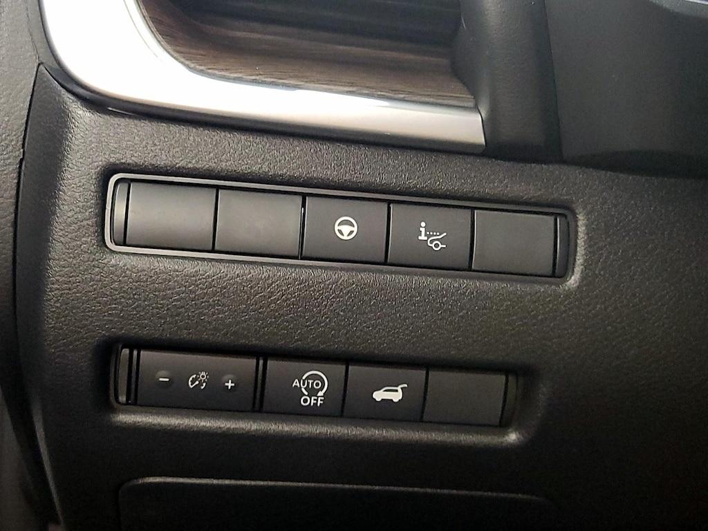 used 2024 Nissan Rogue car, priced at $32,998