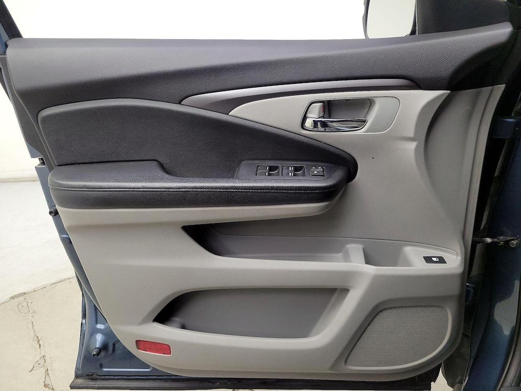 used 2016 Honda Pilot car, priced at $19,998