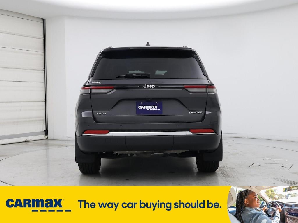 used 2022 Jeep Grand Cherokee car, priced at $33,998