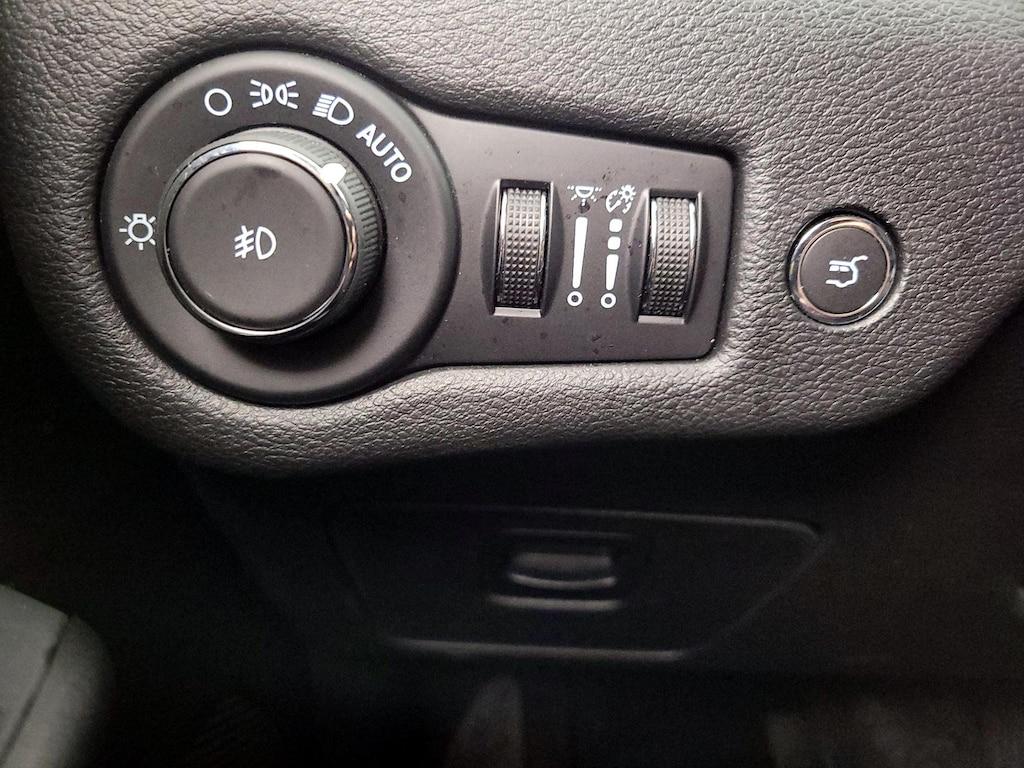 used 2022 Jeep Cherokee car, priced at $25,998