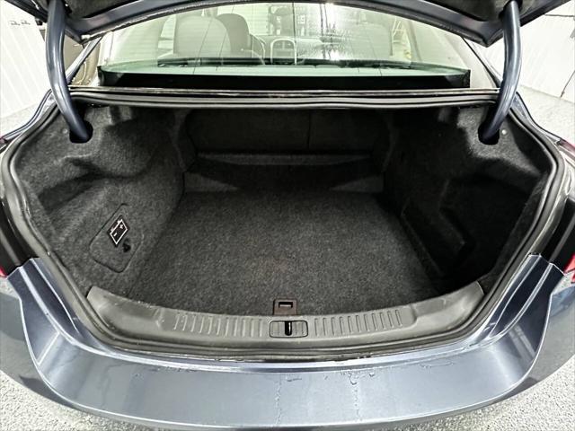 used 2015 Chevrolet Malibu car, priced at $10,250