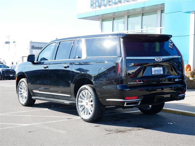 used 2023 Cadillac Escalade ESV car, priced at $61,470