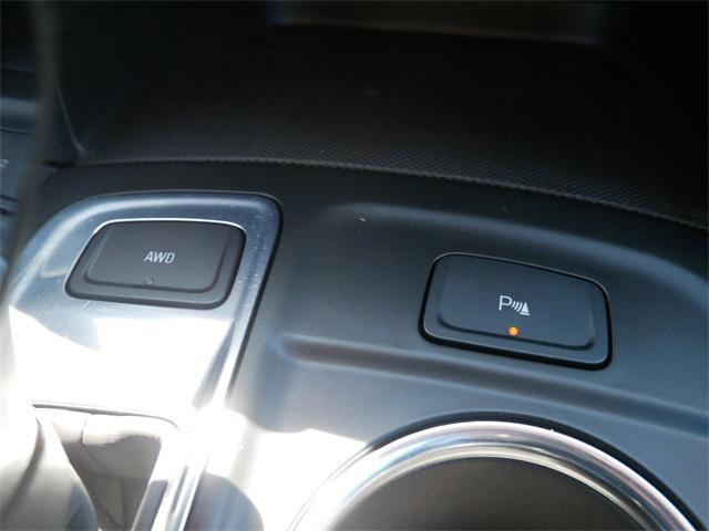 used 2023 Chevrolet Equinox car, priced at $24,990