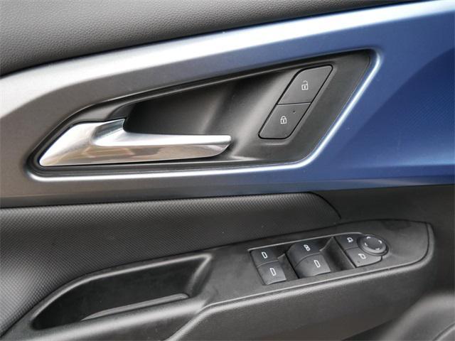 used 2025 Chevrolet Equinox EV car, priced at $26,891